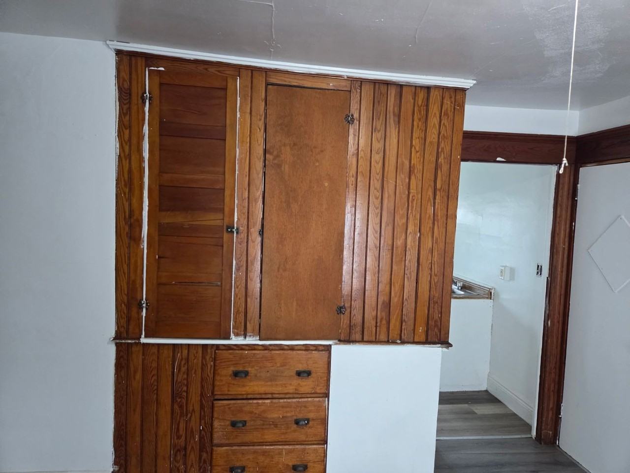 184 Hope Ave - Photo 3 of 5