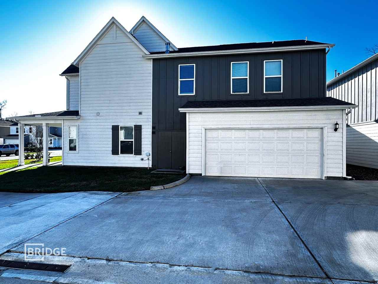 317 Huisache St - Photo 2 of 15