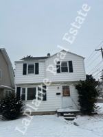 featured image of 3802 Revere Dr