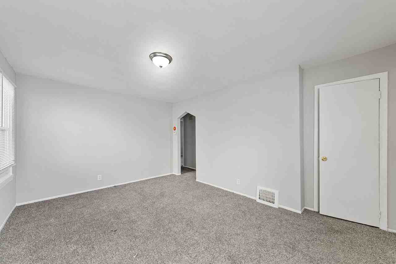 19500 Asbury Park - Photo 2 of 10