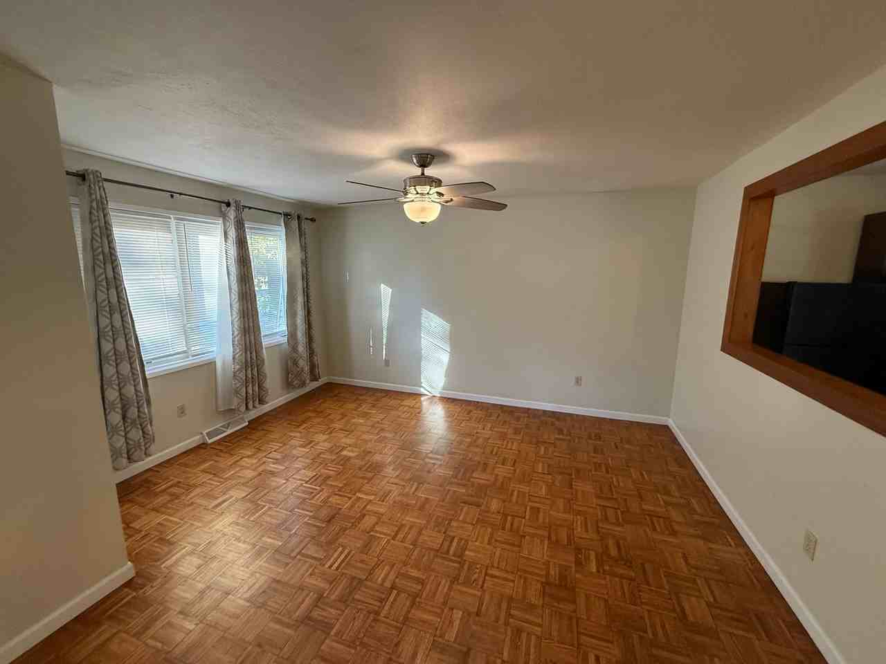 6104 Nw 51st Ter - Photo 3 of 17