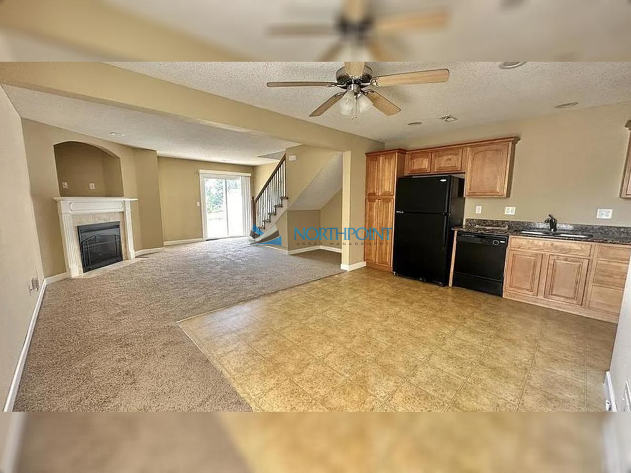 Fantastic 3BR 2.5 BA Home w/ Granite + Garage in Blue Springs - Photo 3 of 16