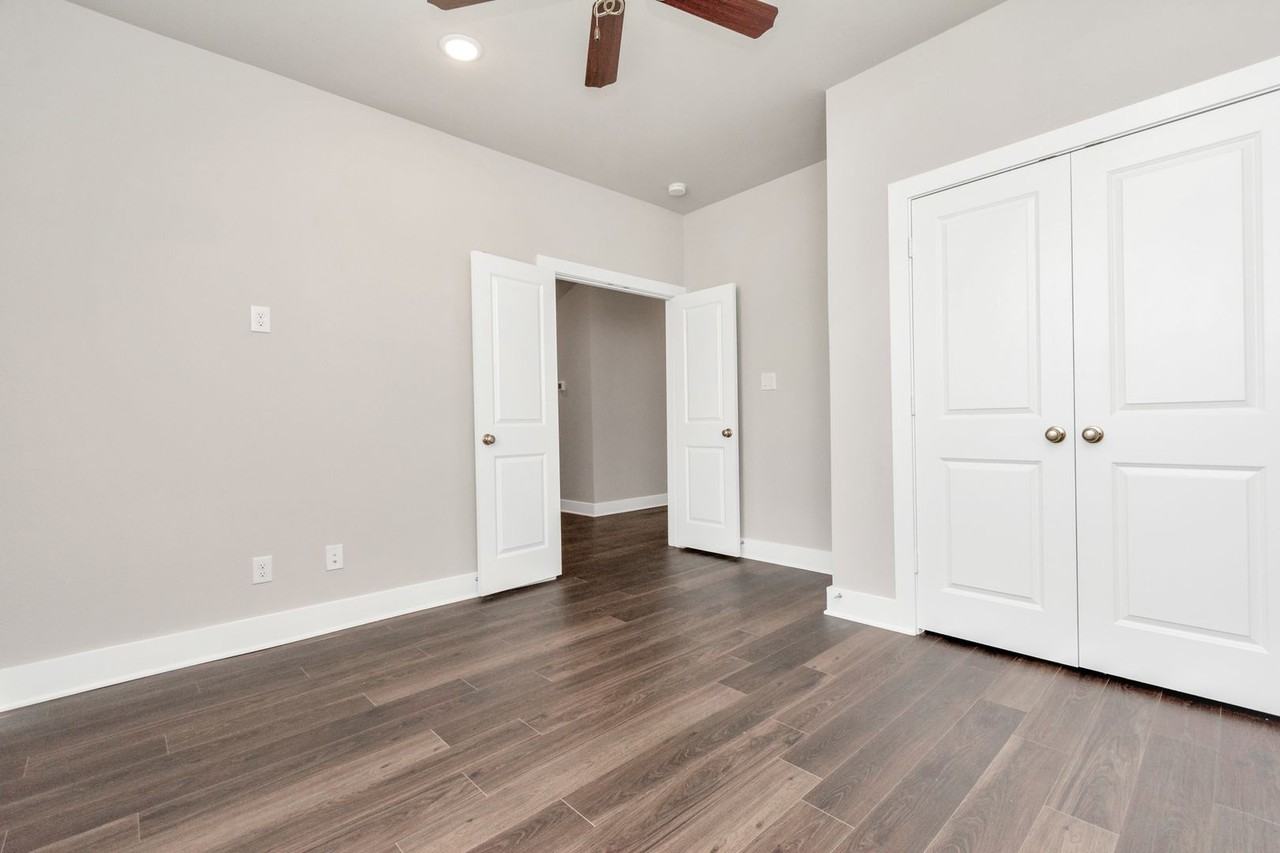 10622 Cascade Creek Dr - Photo 3 of 39