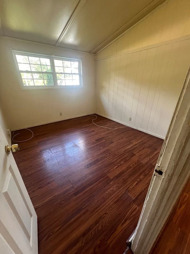 520 W Main St - Photo 4 of 9