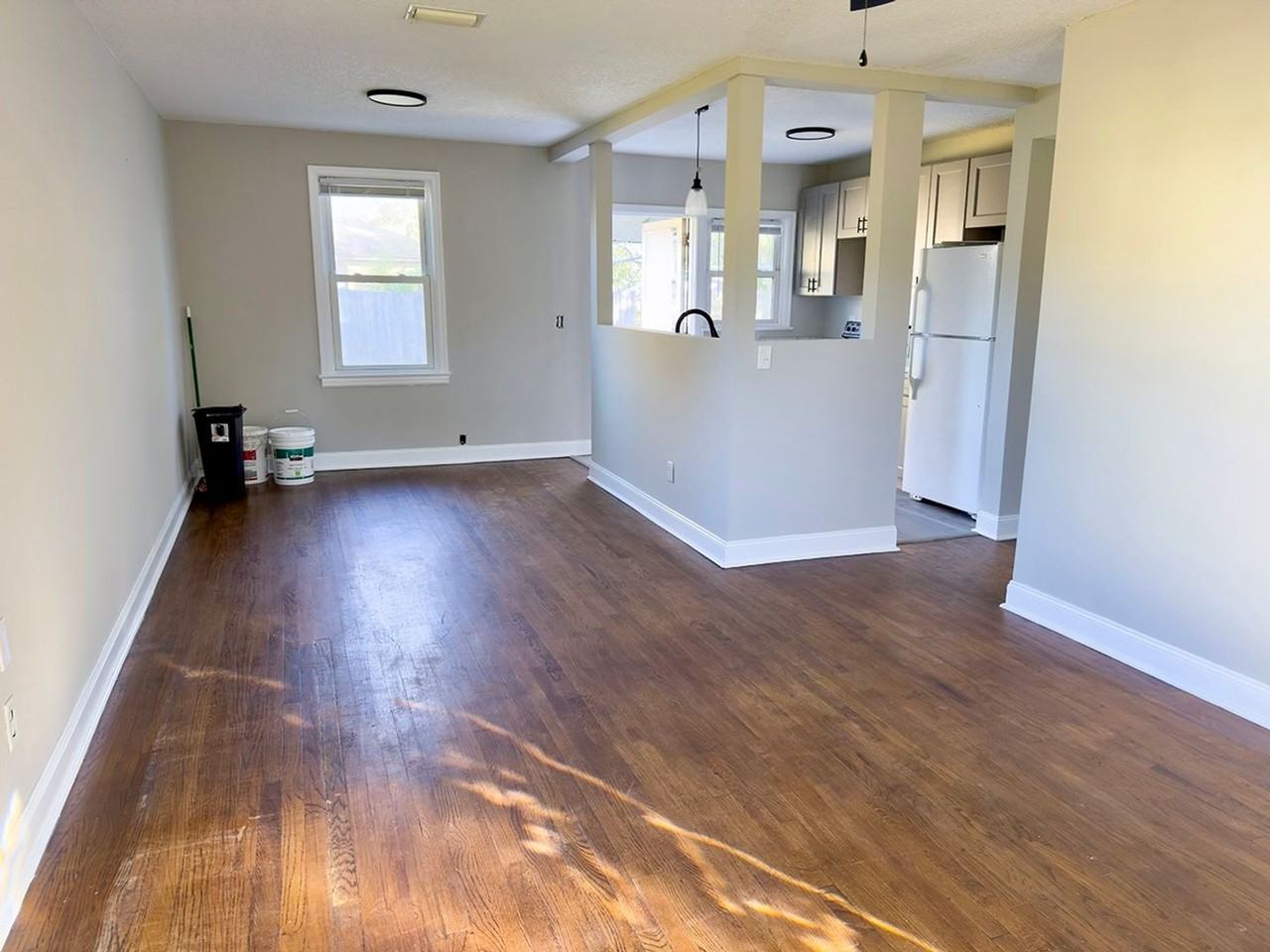 5319 Kingsbury St - Photo 4 of 9