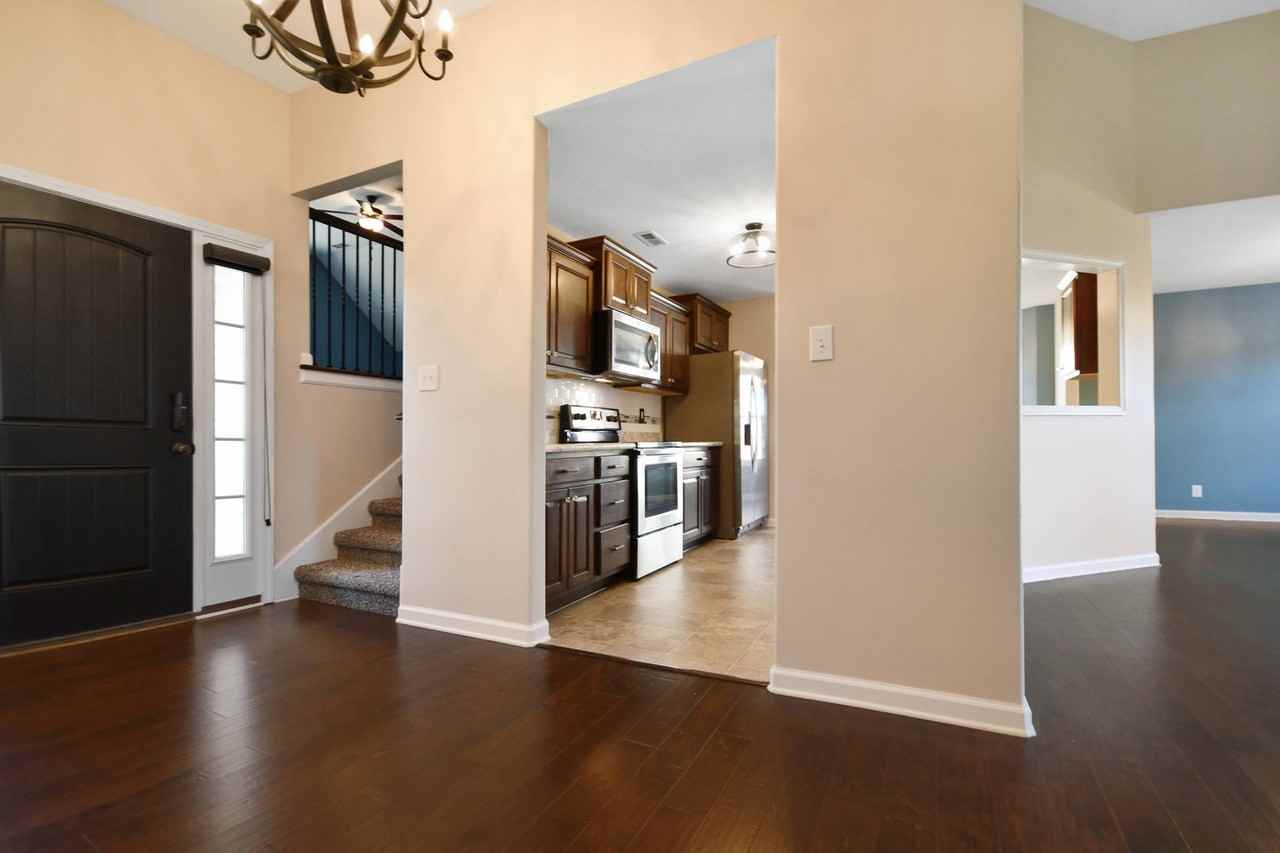 1863 Deerstand Dr - Photo 3 of 26