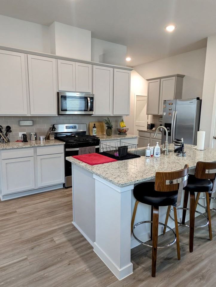 21106 Armstrong County Dr - Photo 3 of 26