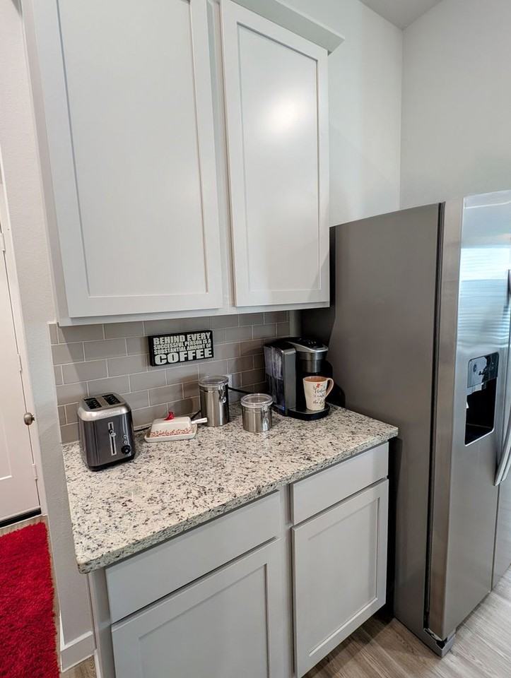 21106 Armstrong County Dr - Photo 4 of 26