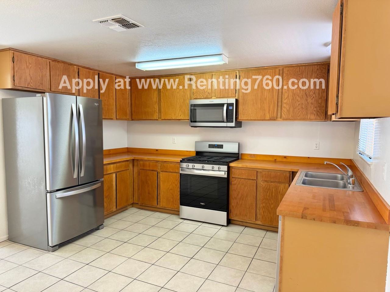 5827 Bagley Ave - Photo 7 of 24