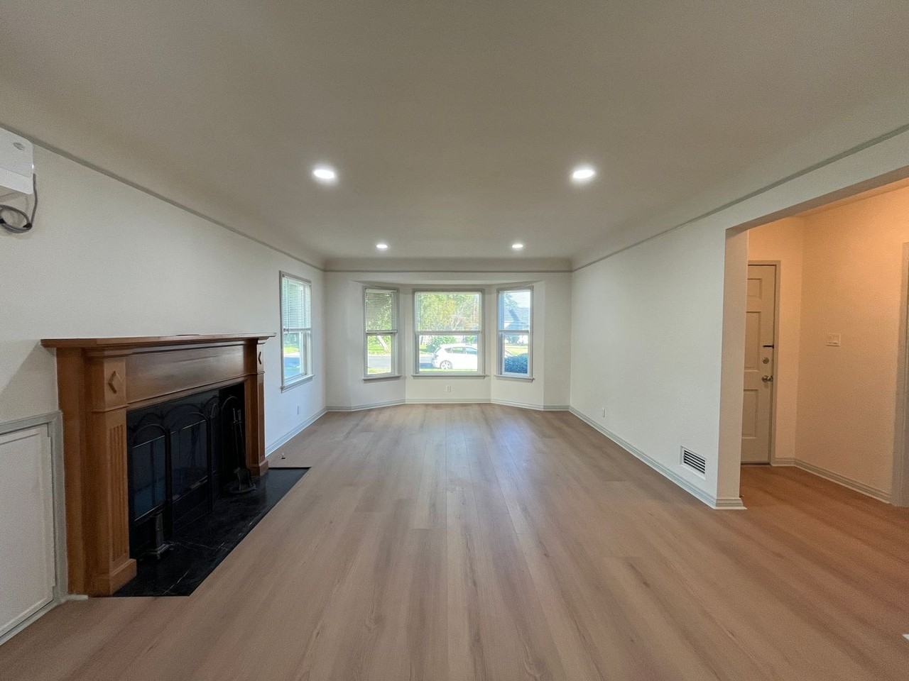 5123 Auckland Ave - Photo 3 of 22