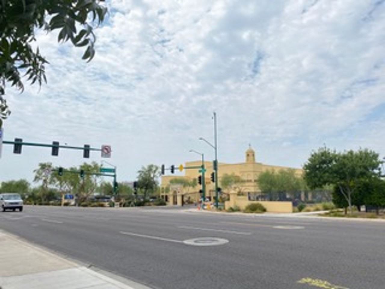 RandDLiving on Roma - Photo 2 of 30