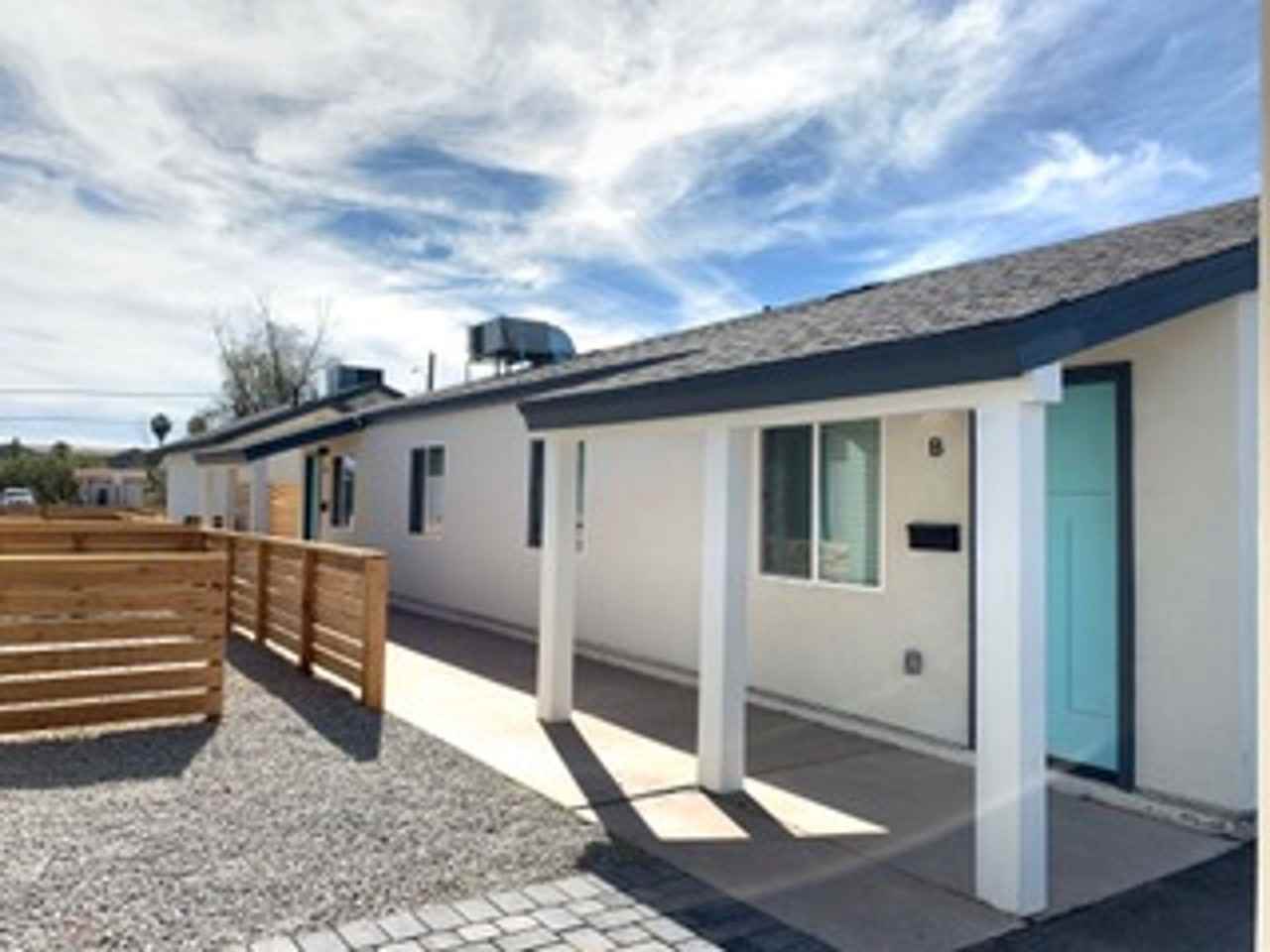 RandDLiving on Roma - Photo 3 of 30