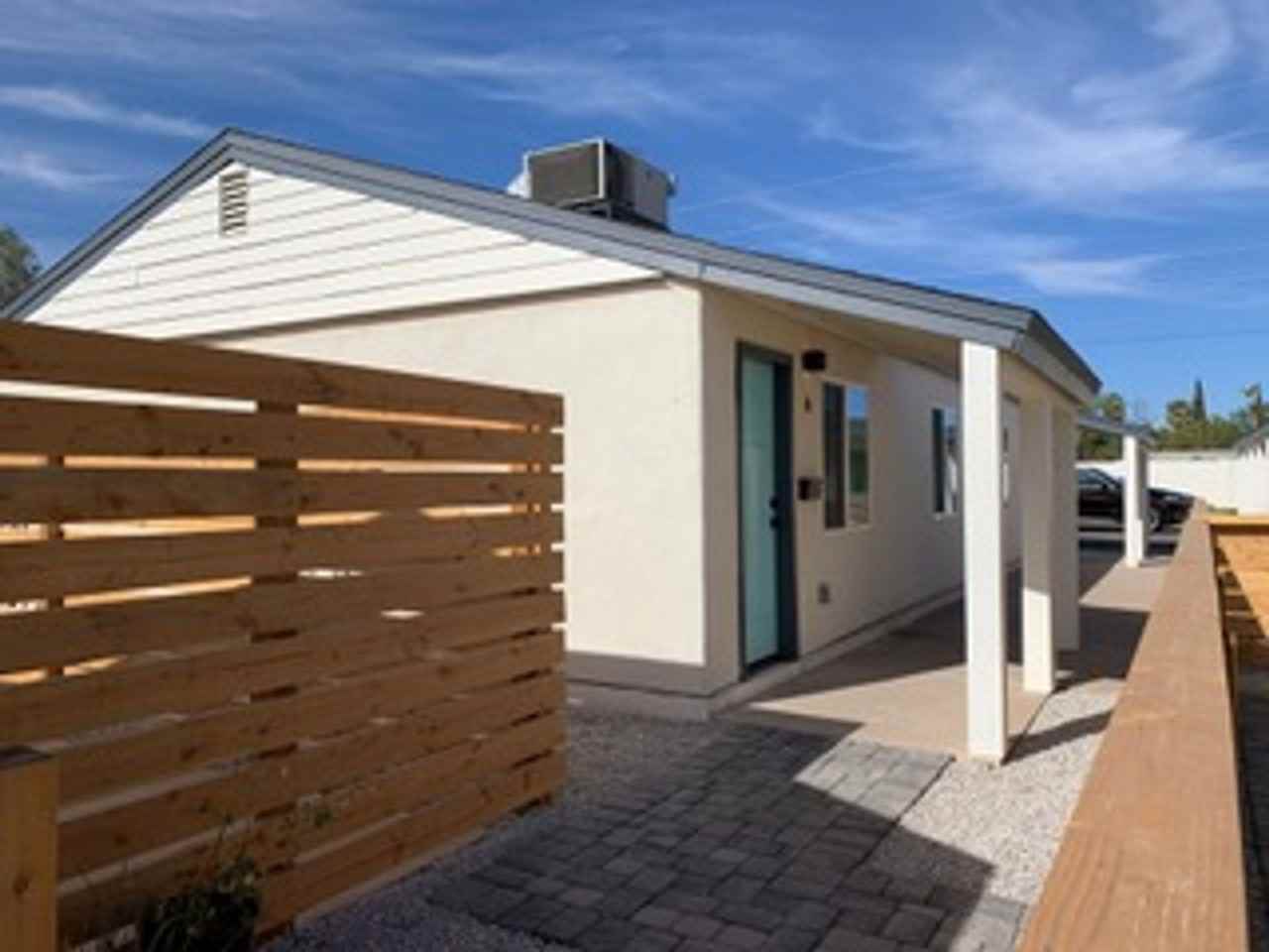 RandDLiving on Roma - Photo 4 of 30