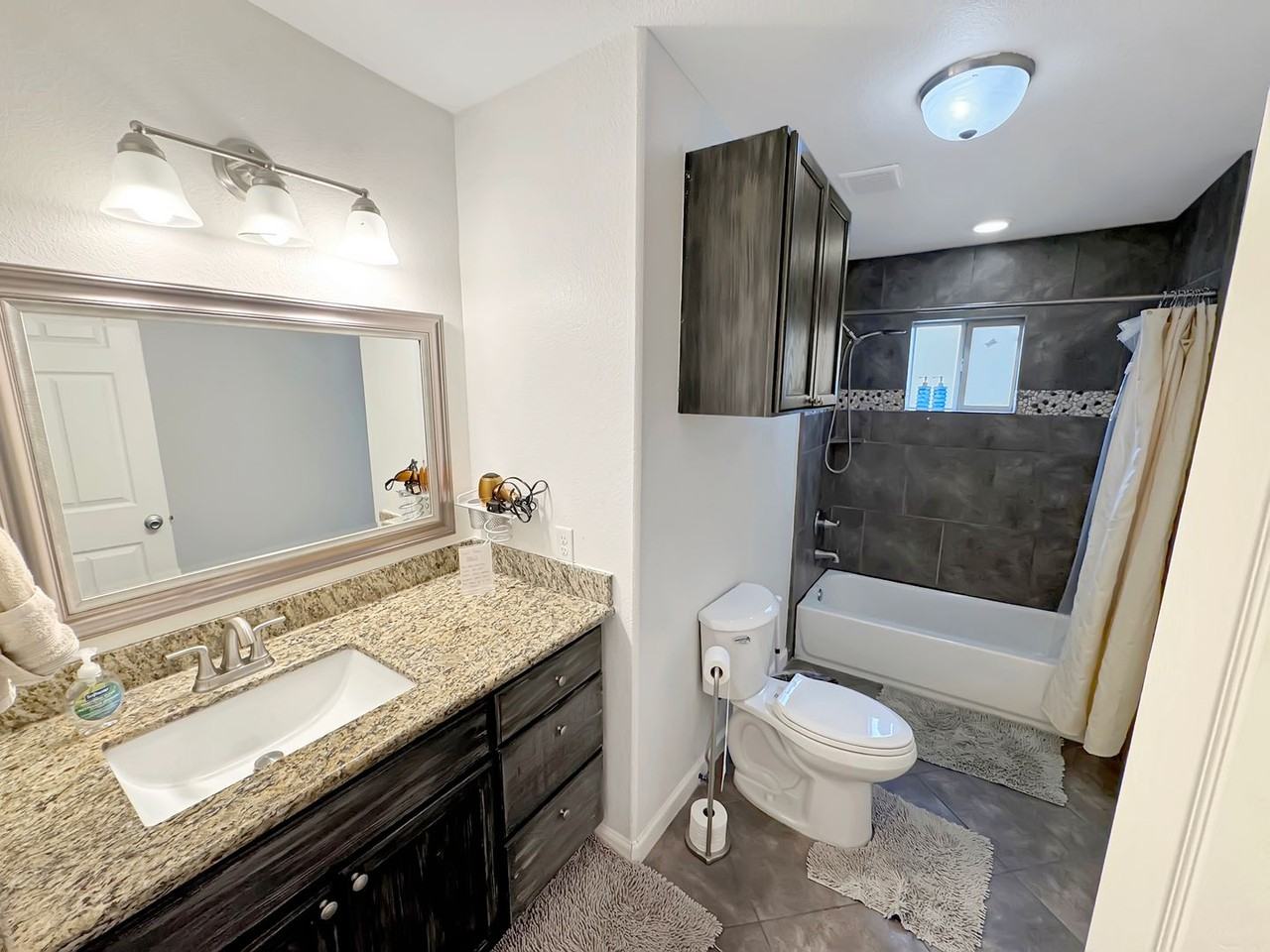 723 Paso Hondo - Photo 3 of 39