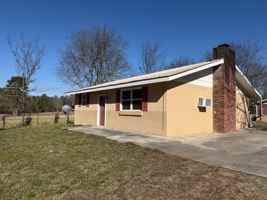 featured image of 2913 Ladd Springs Rd Se