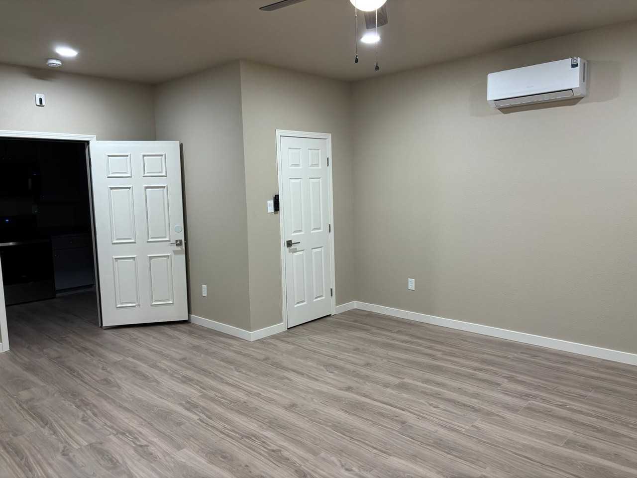 1308 1/2 Rivara Rd - Photo 4 of 10