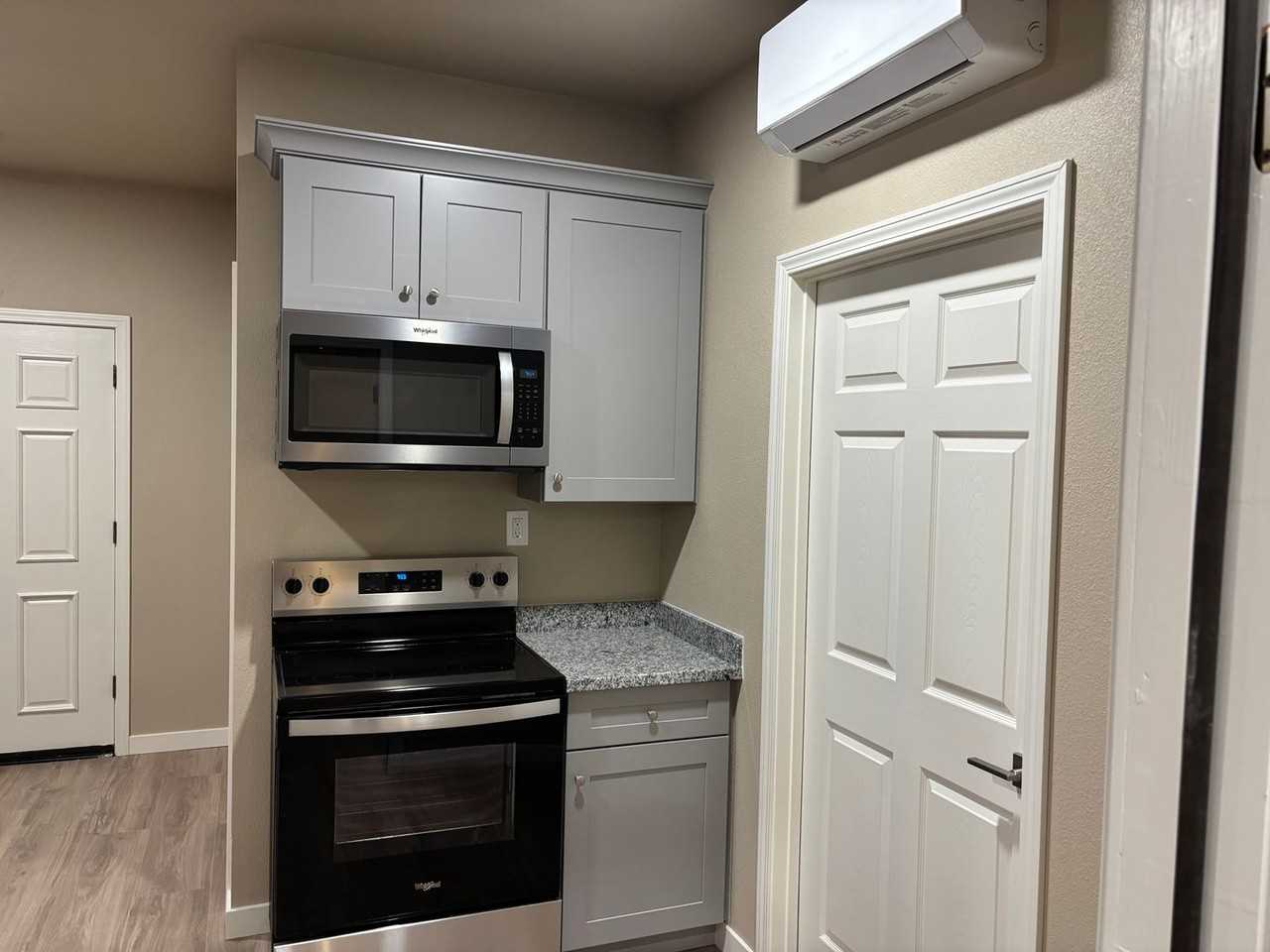 1308 1/2 Rivara Rd - Photo 6 of 10