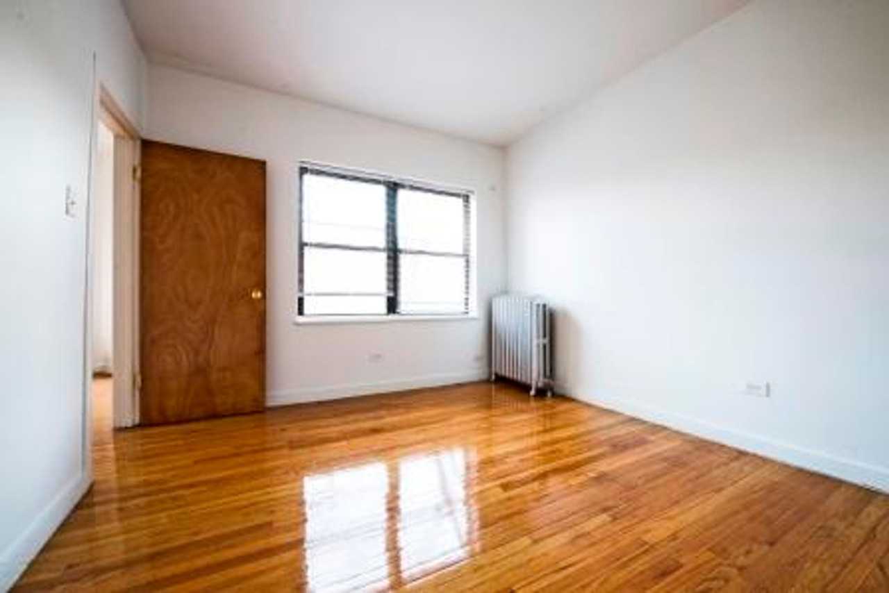 8159 S Drexel Ave 900 - Photo 3 of 12