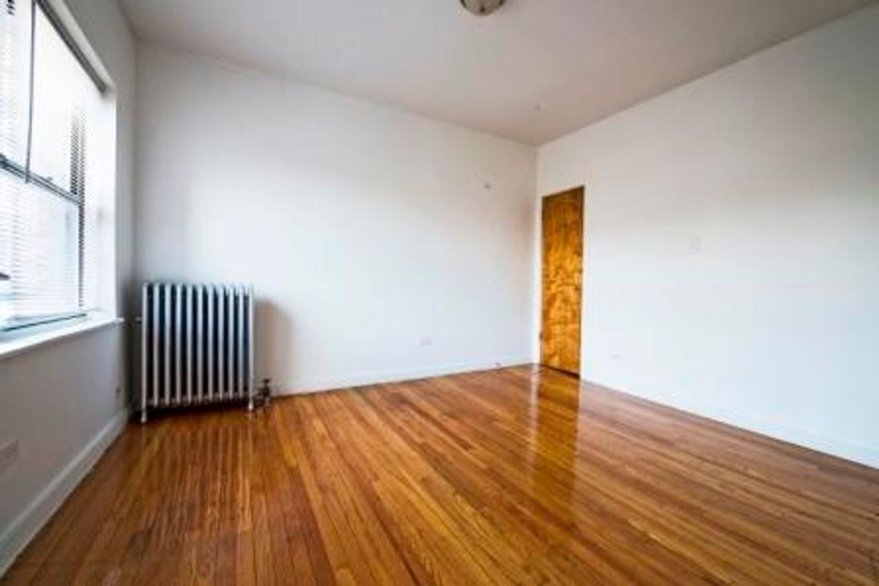 8159 S Drexel Ave 900 - Photo 4 of 12