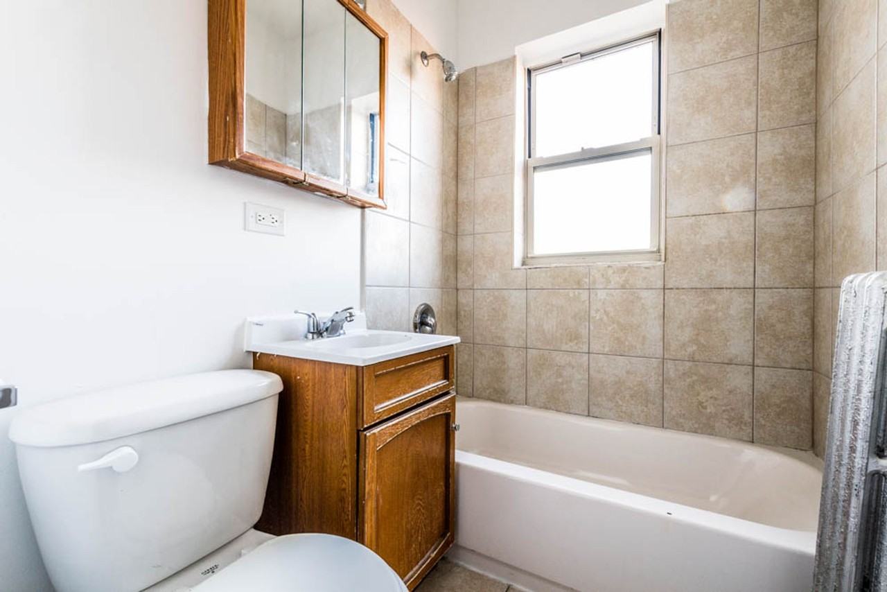 8200-04 S Ingleside Ave 915-19 E 82nd St Chicago, IL 60619 - Photo 3 of 21