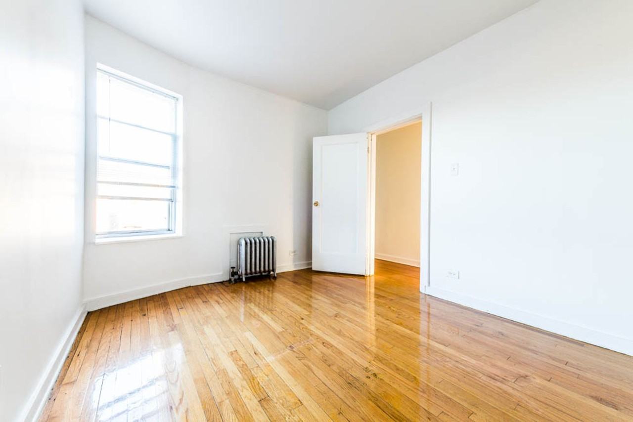 8200-04 S Ingleside Ave 915-19 E 82nd St Chicago, IL 60619 - Photo 6 of 21