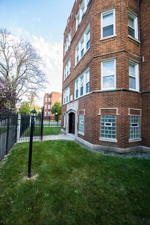 7701 S May Chicago, IL 60620 - Photo 7 of 22