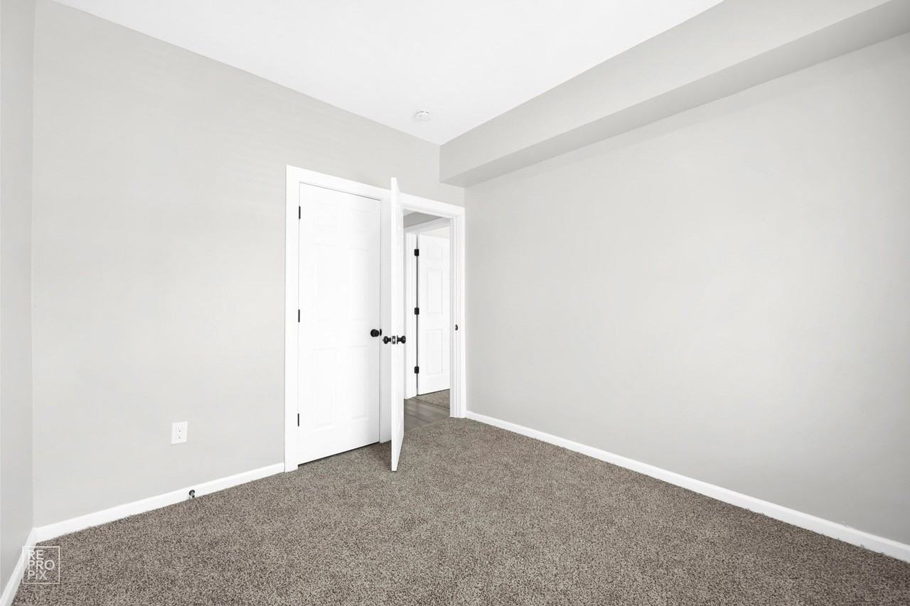 5749 W Chicago Ave Chicago, IL 60651 - Photo 3 of 17