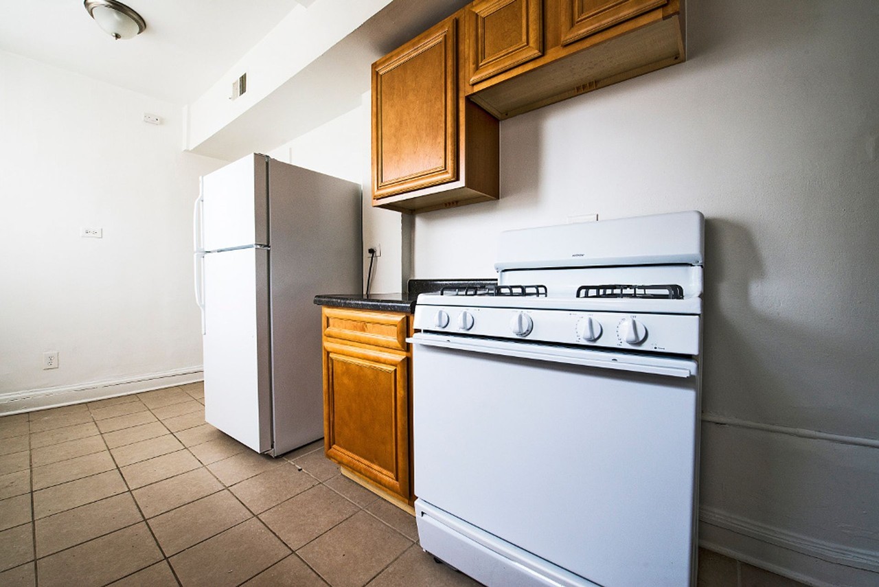 1042 N Leamington - Photo 7 of 20