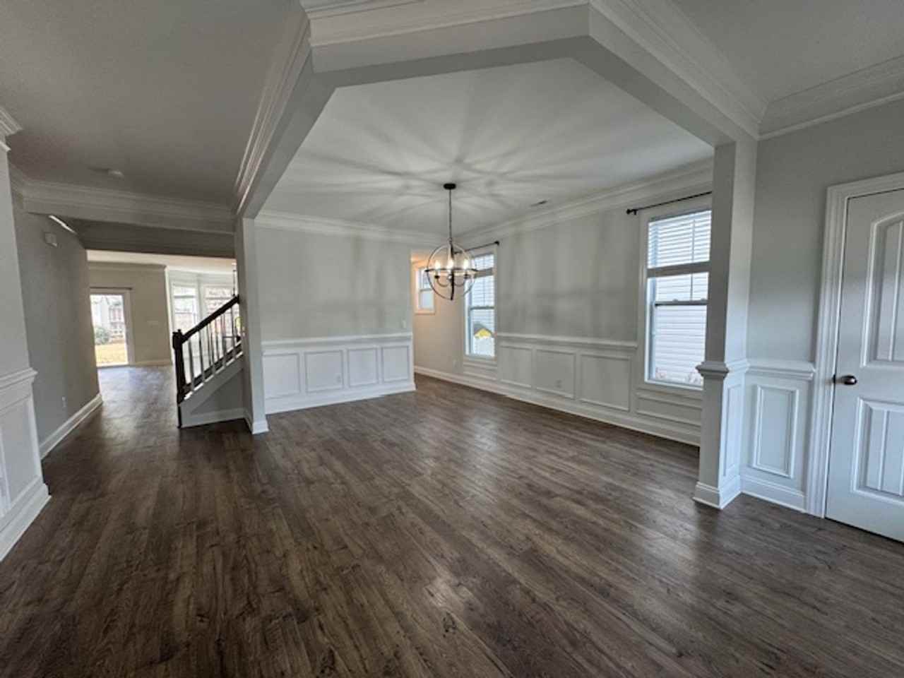 3015 N Rocklund Ct - Photo 2 of 28