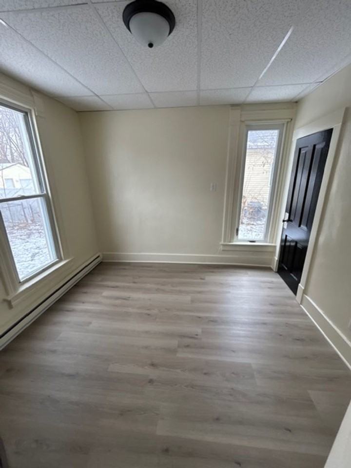 303 Logan Avenue MultiFamily - Photo 3 of 10