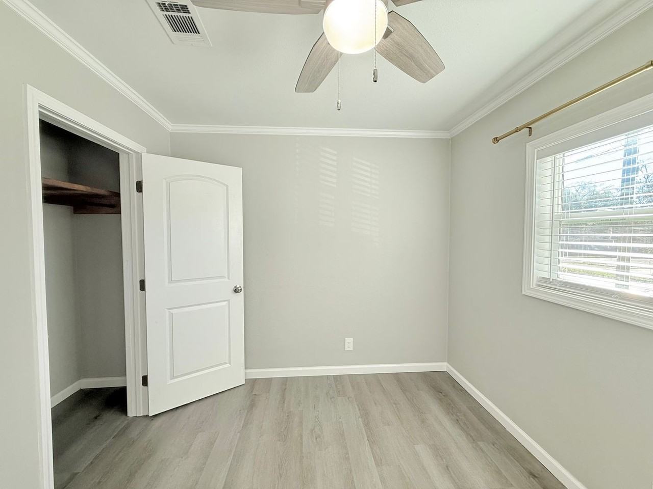 1804 Dr Martin Luther King Jr Dr - Photo 5 of 12