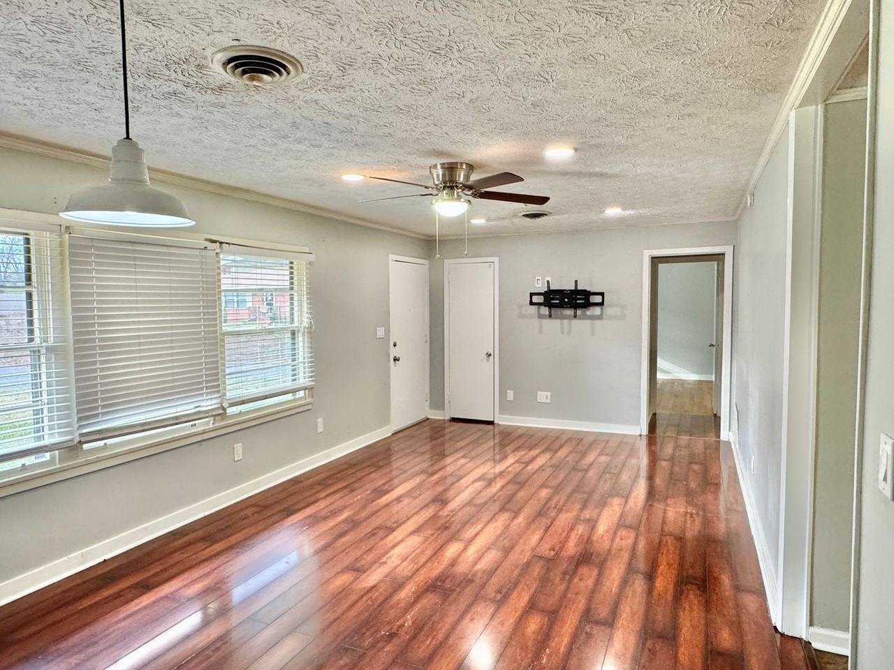 3405 Vermont Dr - Photo 7 of 28