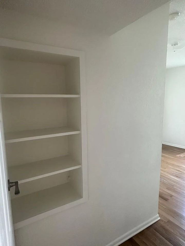 404 SOUTH MARION - Photo 6 of 50