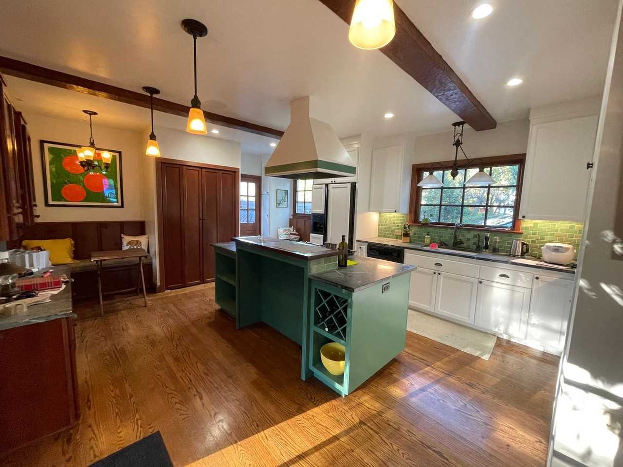 3987 Turnley Ave - Photo 4 of 29