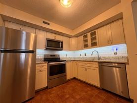 15 Forest Glen Cir #6 - Photo 1 of 1