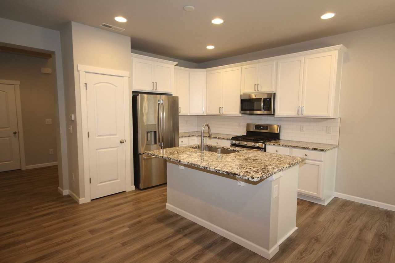 8419 27th Street Ct E - Photo 3 of 17