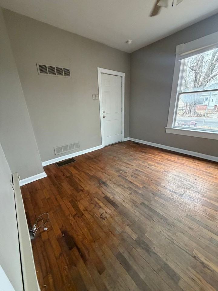 6307 Sherman St - Photo 3 of 8