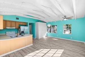 featured image of 23930 Overseas Hwy