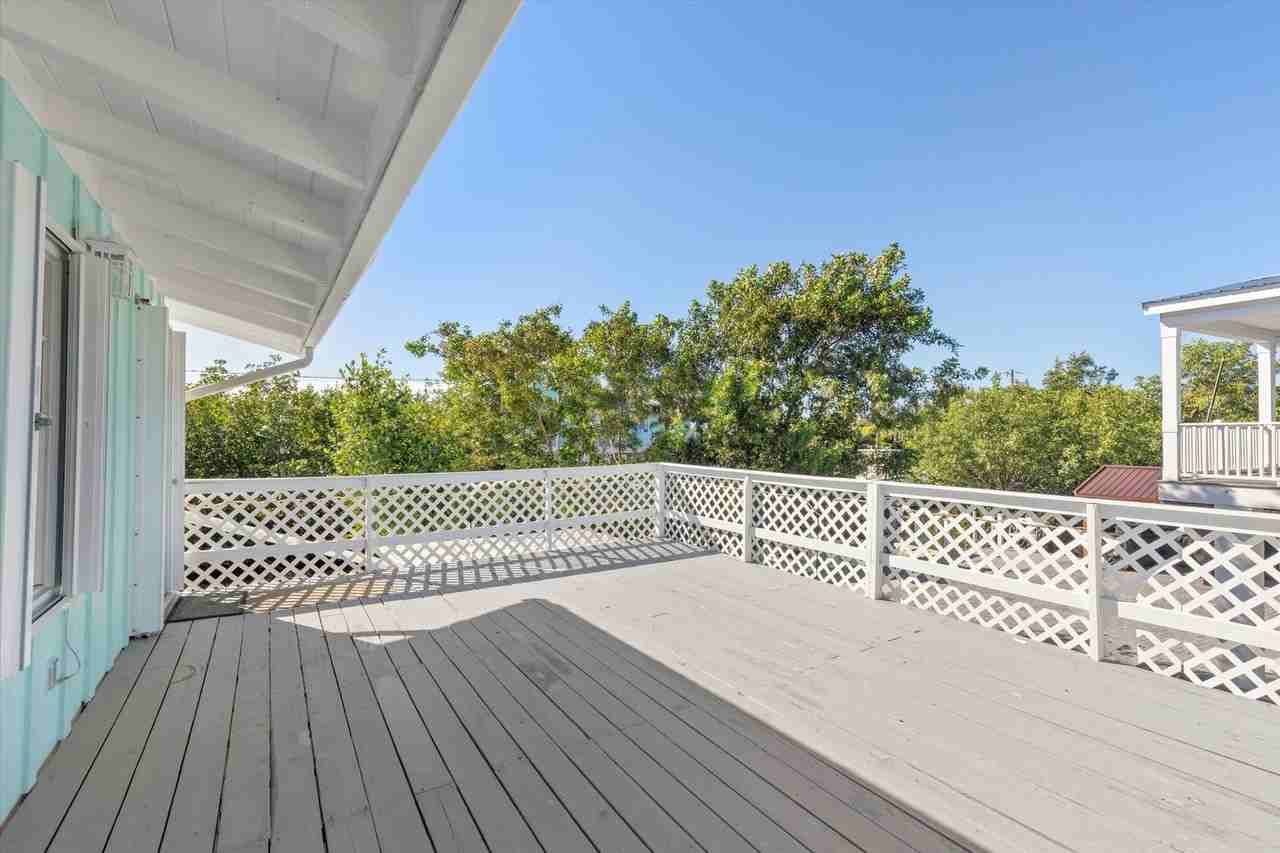 23930 Overseas Hwy - Photo 2 of 22