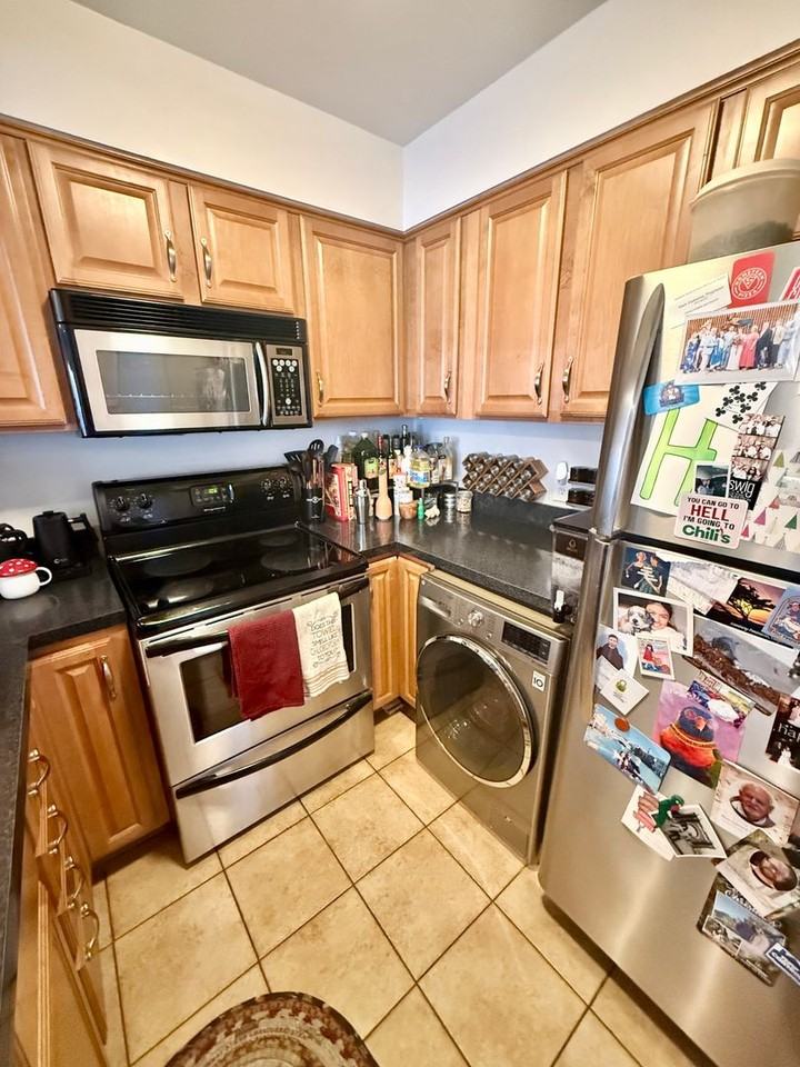 2116 Hobbs Rd - Photo 7 of 25