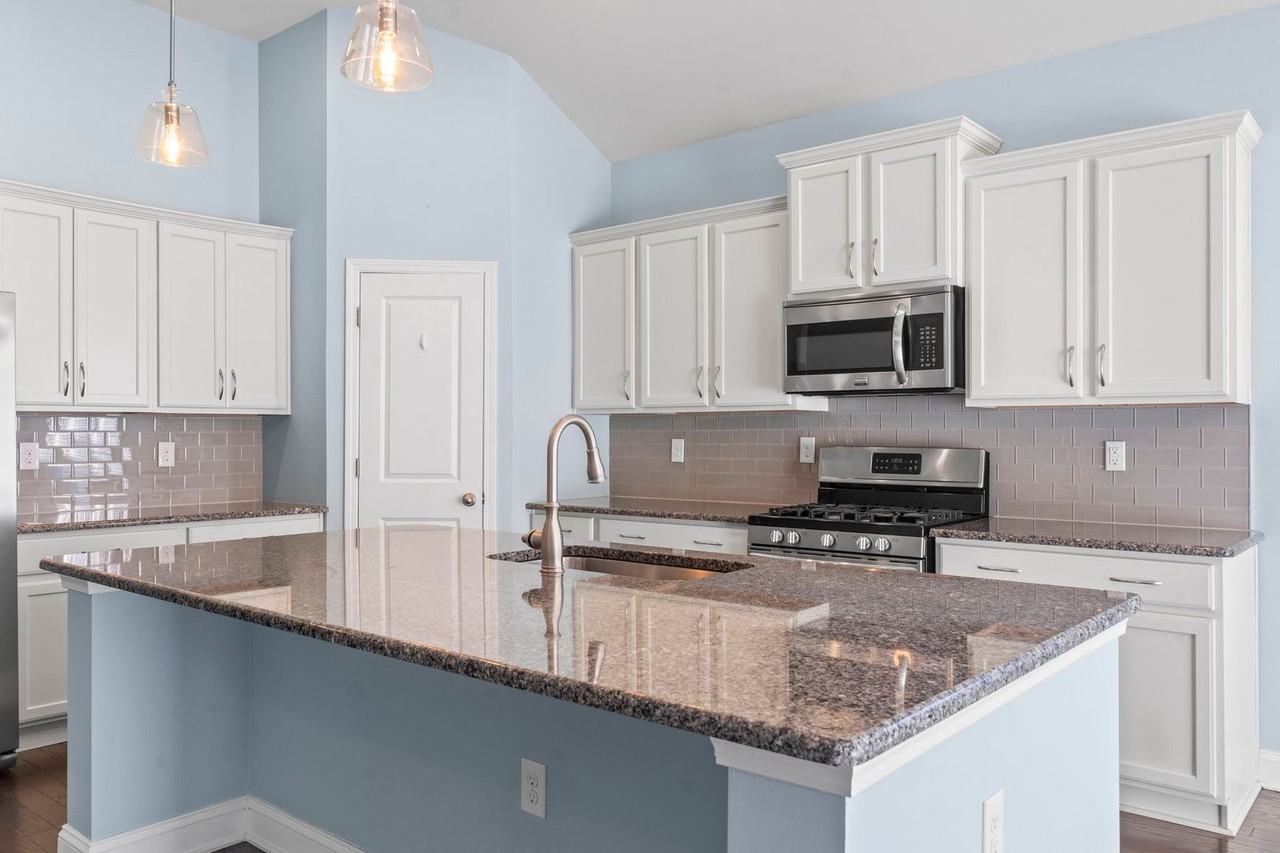 308 Firenze Loop - Photo 6 of 25