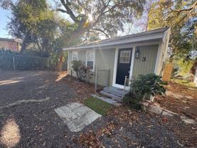 3 Lucerne Cir - Photo 1 of 1