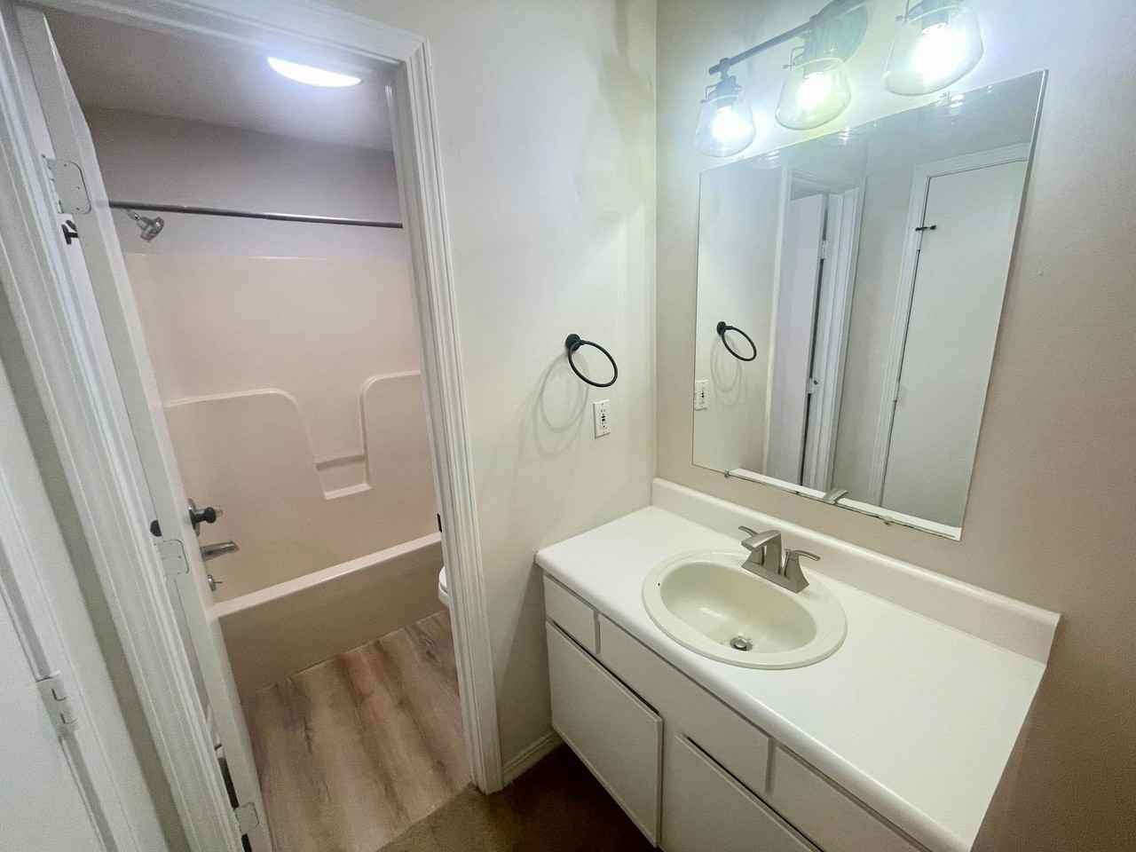 575 Dexter Dr - Photo 7 of 8