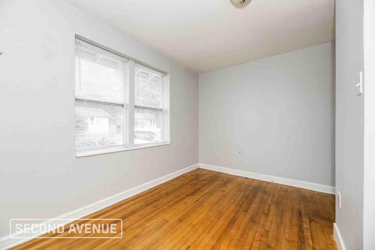 2214 Wilson St - Photo 7 of 25