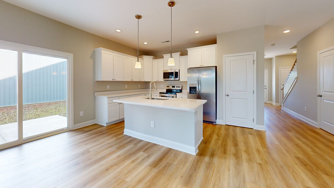 1032 Moen Loop - Photo 6 of 23