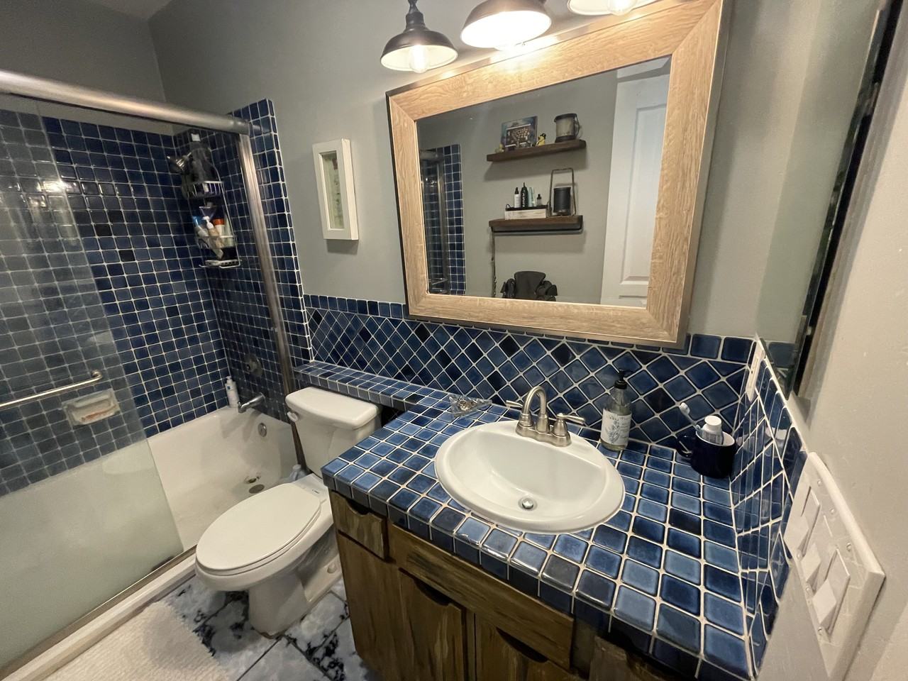 5015 Santa Cruz Ave - Photo 5 of 17