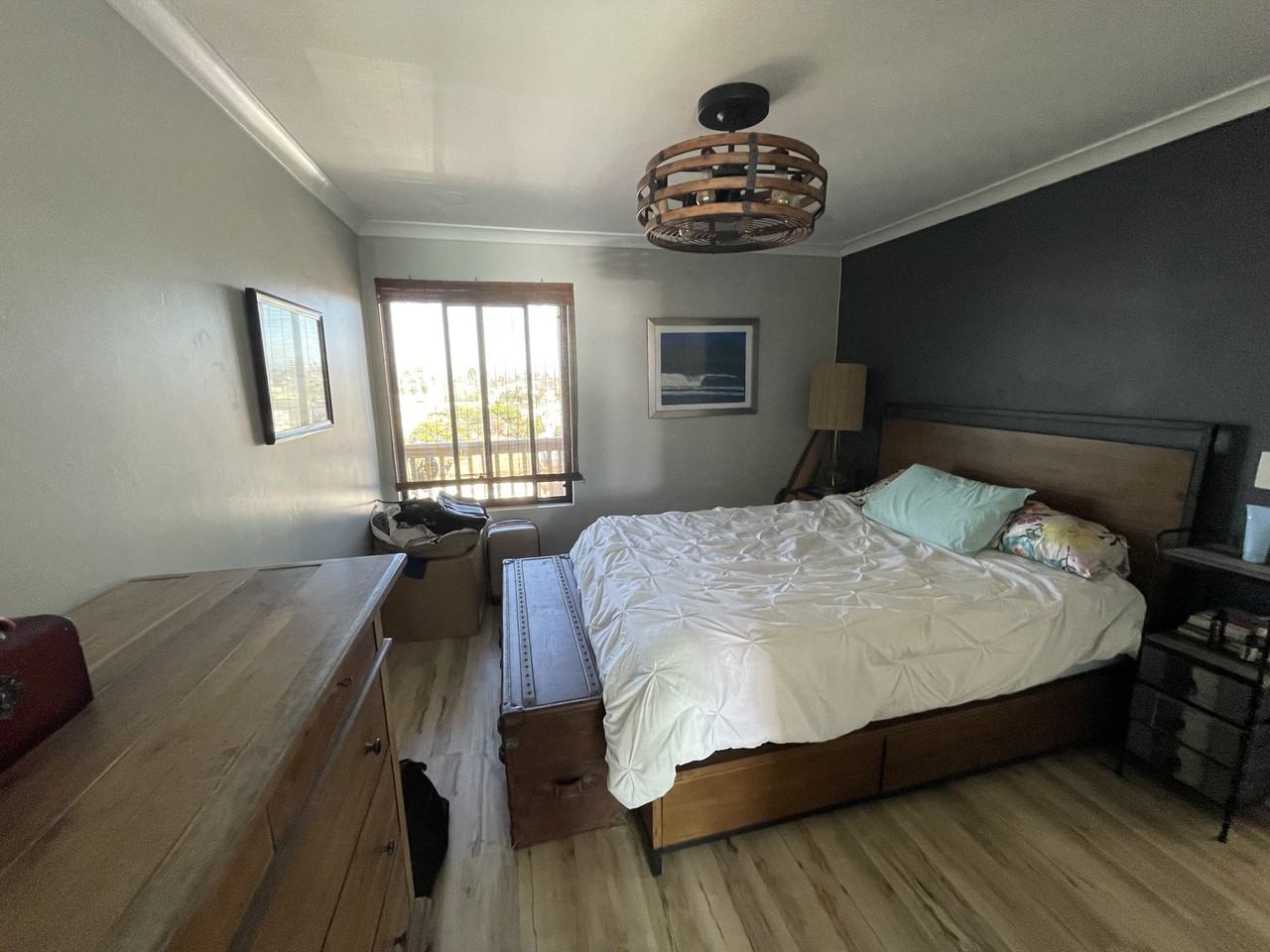 5015 Santa Cruz Ave - Photo 6 of 17