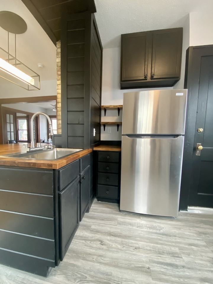 780 Curfew St #1 - Photo 4 of 39