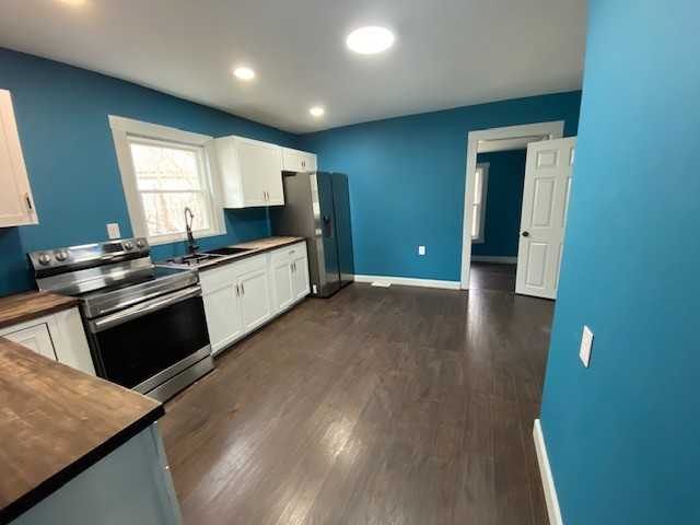 1556 King Ave Rd - Photo 2 of 13