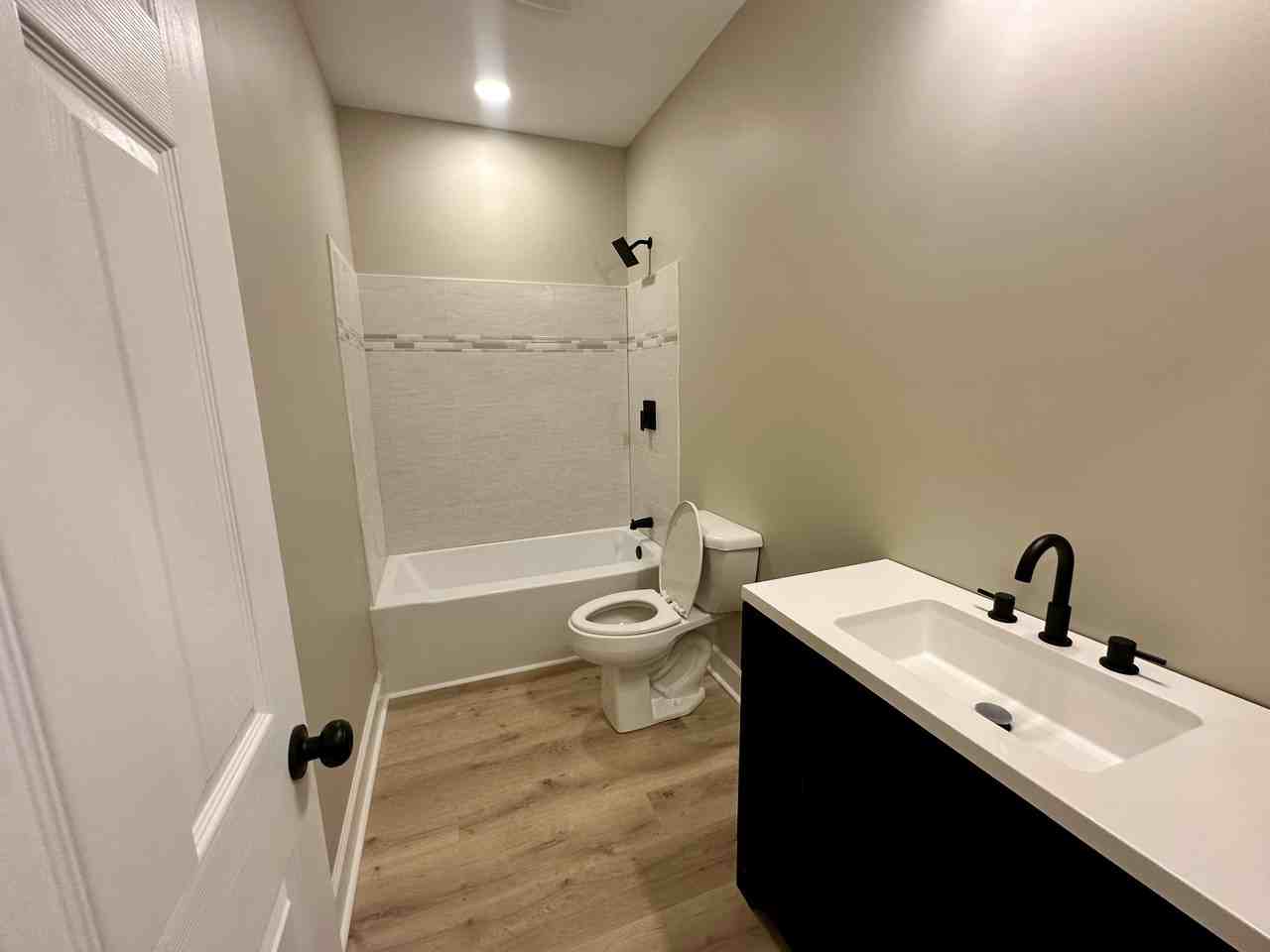 226 Sylvan Rd - Photo 3 of 11